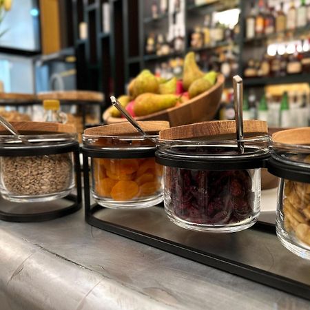מלון פרנקפורט Kimpton Main Frankfurt By Ihg מראה חיצוני תמונה