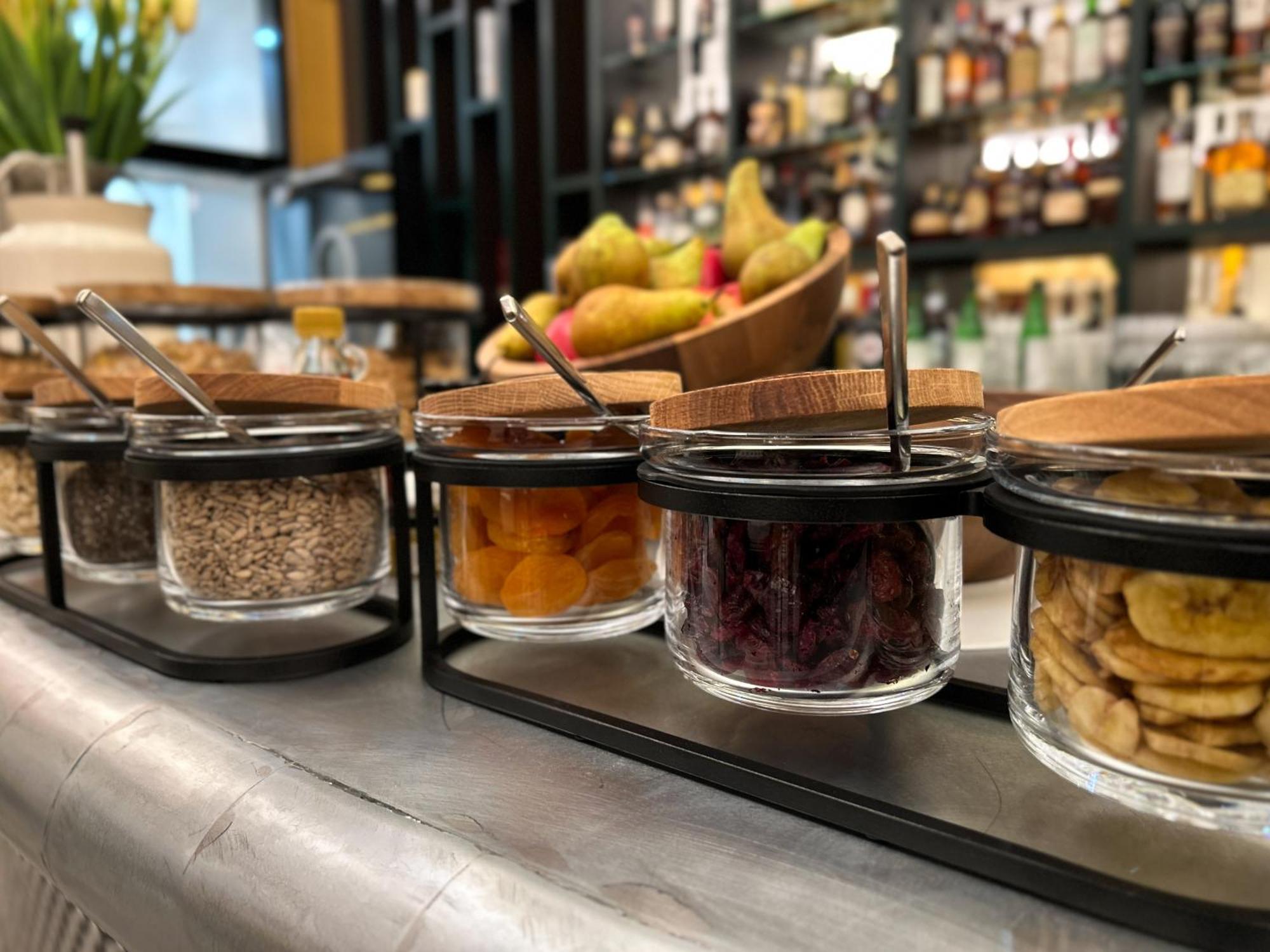מלון פרנקפורט Kimpton Main Frankfurt By Ihg מראה חיצוני תמונה